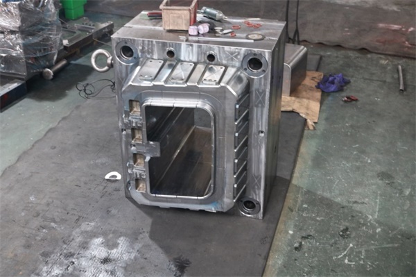 240L outdoor dustbin plastic mould-trash bin mould manufacturer of china