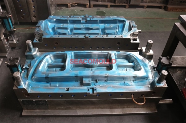 plastic mould