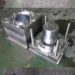 Lubricant bucket mould