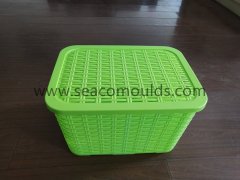 Plastic rattan look basket mould