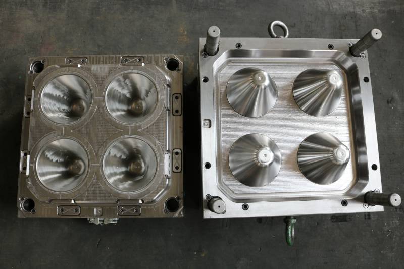 chinese plastic mould factory